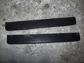 НАКЛАДКА ПОРОГА ЗАДНЯЯ ПРАВАЯ TOYOTA PRIUS XW20 2003-2009