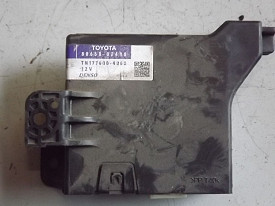 БЛОК УПРАВЛЕНИЯ КОНДИЦИОНЕРОМ (88650-02490) PONTIAC VIBE 2 2008-2010