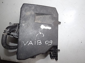БЛОК ПРЕДОХРАНИТЕЛЕЙ ПОД КАПОТОМ PONTIAC VIBE 2 2008-2010
