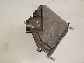 КОРПУС ВОЗДУШНОГО ФИЛЬТРА 2.4 PONTIAC VIBE 2 2008-2010