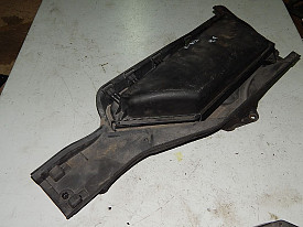 КОРПУС ВОЗДУХОЗАБОРА ПЕЧКИ ЛЕВЫЙ BMW 530 E60 2003-2010