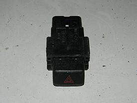 КНОПКА АВАРИЙКИ TOYOTA SIENNA XL10 1997-2003