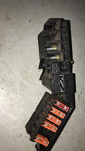 БЛОК ПРЕДОХРАНИТЕЛЕЙ РЕЛЕ (А2115461241) MERCEDES-BENZ E320-E350 W211 2002-2009