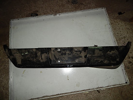 НАКЛАДКА КРЫШКИ БАГАЖНИКА BMW 735-745 E65-66 2001-2005