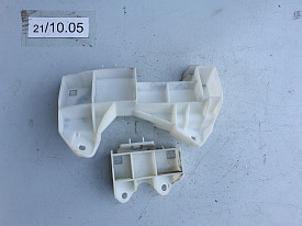 КРЕПЛЕНИЕ ПОДФАРНОЕ ПРАВОЕ (ПАРА) LEXUS GS250-350-450 L10 2011-2020