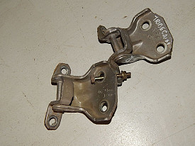 ПЕТЛИ ДВЕРИ ПЕРЕДНИЕ ЛЕВЫЕ (ПАРА) SUBARU TRIBECA B9 2005-2007