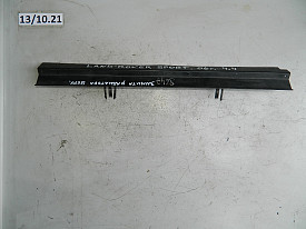 ВОЗДУХОВОД РАДИАТОРА ВЕРХ (DHE500010) (С ПОВРЕЖДЕНИЕМ) LAND ROVER RANGE ROVER SPORT L320 2005-2009