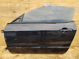 ДВЕРЬ ПЕРЕДНЯЯ ЛЕВАЯ (ЧЕРНАЯ) FORD MUSTANG S-197 2004-2014