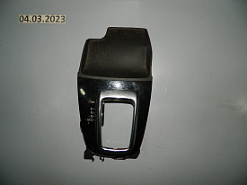 НАКЛАДКА ПЛАСТИКОВАЯ СЕЛЕКТОРА АКПП (GLW864341) (ЧЕРНЫЙ) MAZDA 6 GJ 2012-2018