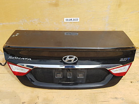 КРЫШКА БАГАЖНИКА СО СПОЙЛЕРОМ (ДВЕРЬ БАГАЖНИКА) (ЧЕРНАЯ) HYUNDAI SONATA 6 YF 2009-2014