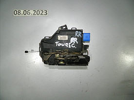 ЗАМОК ДВЕРИ ЗАДНИЙ ПРАВЫЙ (7L0839016E) (7L0839016) VOLKSWAGEN TOUAREG GP 2002-2010