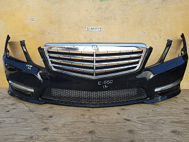 БАМПЕР ПЕРЕДНИЙ AMG (В СБОРЕ С РЕШЕТКОЙ ПОД ОМЫВАТЕЛИ ФАР) (ЧЕРНЫЙ) MERCEDES-BENZ E350 W212 2009-2013