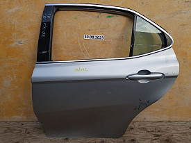 ДВЕРЬ ЗАДНЯЯ ЛЕВАЯ (СЕРЕБРО) TOYOTA CAMRY XV70 2017-2023
