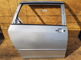 ДВЕРЬ ЗАДНЯЯ ПРАВАЯ 1 (СЕРЕБРО) (ПОД ЭЛЕКТРОПРИВОД) TOYOTA SIENNA XL20 2003-2009