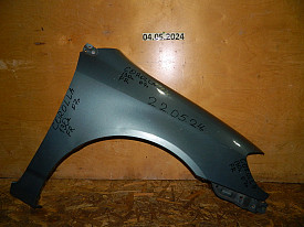 КРЫЛО ПЕРЕДНЕЕ ПРАВОЕ (СВЕТЛО-ЗЕЛЕНЫЙ) TOYOTA COROLLA E120-E130 2000-2007