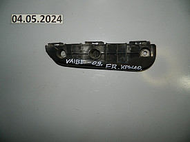 КРЕПЛЕНИЕ БАМПЕРА ПЕРЕДНЕЕ ПРАВОЕ (52115-01050) PONTIAC VIBE 2 2008-2010