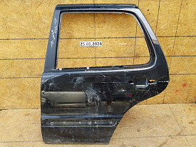ДВЕРЬ ЗАДНЯЯ ЛЕВАЯ (ЧЕРНАЯ) MERCEDES-BENZ ML320-ML350 W163 1997-2005