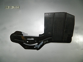 КРЕПЛЕНИЕ ПЕРЕДНЕГО БАМПЕРА ПРАВОЕ (62214-7S200) NISSAN TITAN A60 2003-2007