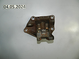 КРОНШТЕЙН ПОДУШКИ АКПП 1.8 (45211-26302) HYUNDAI ELANTRA 5 MD 2010-2016