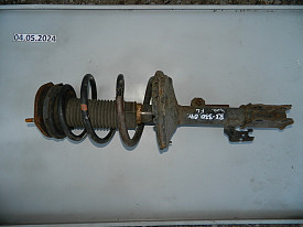 АМОРТИЗАТОР ПЕРЕДНИЙ ЛЕВЫЙ (В СБОРЕ) LEXUS RX330-RX350-RX400H XU30 2003-2009
