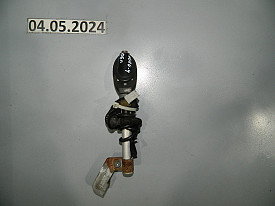 АНТЕННА КРЫЛА (С ЗАГЛУШКОЙ) TOYOTA RAV 4 XA30 2005-2012