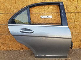 ДВЕРЬ ЗАДНЯЯ ПРАВАЯ (СЕРАЯ) MERCEDES-BENZ C250-C300-C350 W204 2007-2014