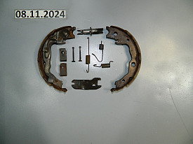КОЛОДКИ РУЧНИКА ЗАДНИЕ ЛЕВЫЕ (КОМПЛЕКТ) NISSAN ROGUE J10 2007-2013