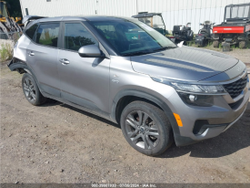 KZ-6 2022 KIA SELTOS LX 2.0L I-4 DOHC, VVT, 146HP All Wheel Drive