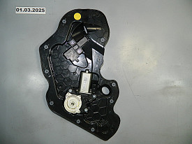 МОТОРЧИК ДОВОДЧИКА ДВЕРИ ЗАДНИЙ ПРАВЫЙ (4F0837060) AUDI A8 D4 2009-2017