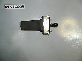 ОГРАНИЧИТЕЛЬ ДВЕРИ ЗАДНИЙ (R-L) (СТОПОР) (BJ32-27200-AD) LAND ROVER RANGE ROVER EVOQUE