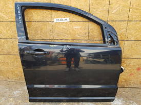 ДВЕРЬ ПЕРЕДНЯЯ ПРАВАЯ (РЖАВЧИНА ИЗНУТРИ) (ЧЕРНЫЙ) DODGE CALIBER PM 2006-2012