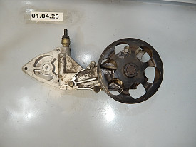 ПОМПА СИСТЕМЫ ОХЛАЖДЕНИЯ С КРОНШТЕЙНОМ (19410-PNE-010) (19200-PNA-003) HONDA CR-V 2 RD 2001-2006