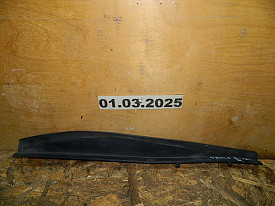 МОЛДИНГ ЗАДНИЙ ПРАВЫЙ (ПЛАВНИК) (ЗАЩИТА ДВИГАТЕЛЯ) (РЕЗИНКА ОТКЛЕЕЛАСЬ) (6008185-00-C) (КОРОТКАЯ) TESLA MODEL S 2012-Н.В