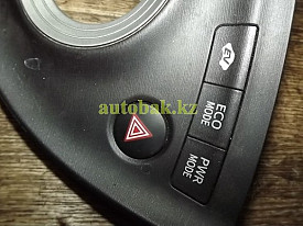 КНОПКА АВАРИЙКИ TOYOTA PRIUS XW30 2009-2016
