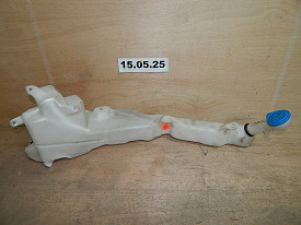 БАЧОК ОМЫВАТЕЛЯ (76841-T1G-G01) (ПРАВЫЙ РУЛЬ) HONDA CR-V 4 RE-RM 2012-2015