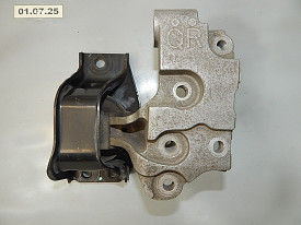 ПОДУШКА ДВИГАТЕЛЯ ПРАВАЯ (С КОНШТЕЙНОМ) 2.5 NISSAN X-TRAIL T31 2007-2015