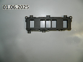 РАМКА ПОД КНОПКИ СРЕДНЕЙ КОНСОЛИ (ЧЕРНЫЙ) NISSAN TITAN A60 2003-2015