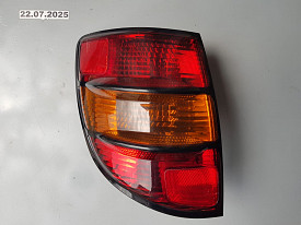 ФОНАРЬ КРЫЛА ЗАДНИЙ ЛЕВЫЙ (ФАРА) PONTIAC VIBE 1 2002-2008