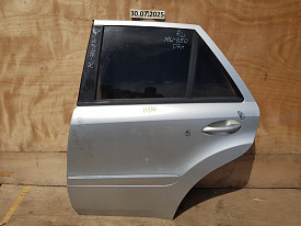 ДВЕРЬ ЗАДНЯЯ ЛЕВАЯ (СЕРЕБРО) MERCEDES-BENZ ML350-ML500-ML550 W164 2005-2011