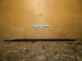 МОЛДИНГ СТЕКЛА ЗАДНЕЙ ПРАВОЙ ДВЕРИ PONTIAC VIBE 1 2002-2008