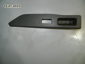 НАКЛАДКА ПУЛЬТА СТЕКЛОПОДЪЕМНИКА ПЕРЕДНЯЯ ПРАВАЯ (СЕРЫЙ) DODGE CALIBER PM 2006-2009