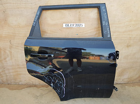 ДВЕРЬ ЗАДНЯЯ ПРАВАЯ (С ПОВРЕЖДЕНИЕМ) (ЧЕРНЫЙ) KIA SOUL 2 PS 2014-2019