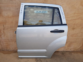 ДВЕРЬ ЗАДНЯЯ ЛЕВАЯ (СЕРЕБО) DODGE CALIBER PM 2006-2012