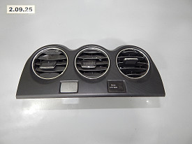 ДЕФЛЕКТОРЫ ЦЕНТРАЛЬНОЙ ПАНЕЛИ (ЧЕРНЫЙ) NISSAN ALTIMA L32 2006-2013