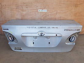 КРЫШКА БАГАЖНИКА (ДВЕРЬ БАГАЖНИКА) (СЕРЕБРО) TOYOTA COROLLA E120-E130 2000-2007