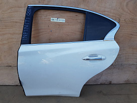 ДВЕРЬ ЗАДНЯЯ ЛЕВАЯ (БЕЛЫЙ) INFINITI Q50 V37 2013-Н.В