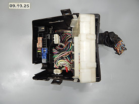 БЛОК ПРЕДОХРАНИТЕЛЕЙ ПОД КАПОТОМ NISSAN PATHFINDER R51 2008-2012