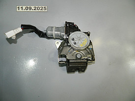 ЗАМОК ДВЕРИ БАГАЖНИКА (С ДОВОДЧИКОМ) TOYOTA HIGHLANDER XU40 2007-2013