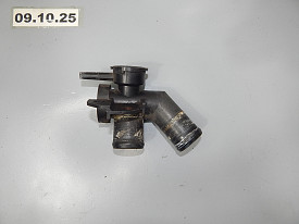 ГОРЛОВИНА ЗАЛИВНАЯ РАДИАТОРА ОХЛАЖДЕНИЯ (ТРОЙНИК) NISSAN MURANO Z51 2008-2016