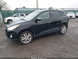 KZ-10 2013 HYUNDAI TUCSON LIMITED 2.4L I-4 DOHC, VVT, 170HP All Wheel Drive